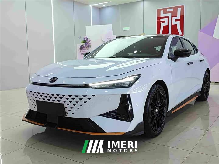 Changan UNI-V 2024 1.5T noble sports - автомобиль из Китая