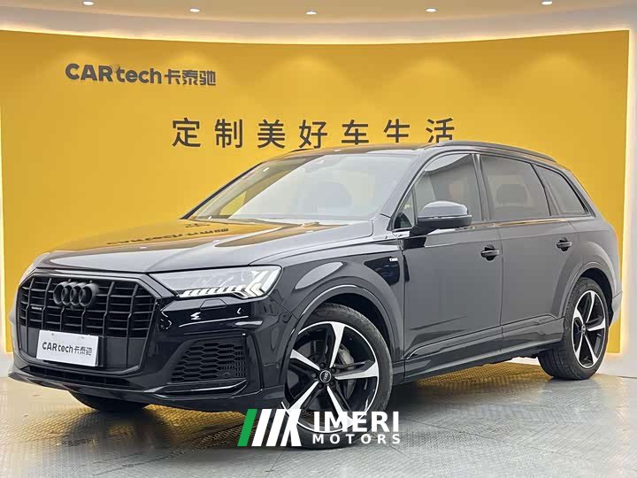 Audi Q7 2021 55 TFSI quattro S line sports version - автомобиль из Китая