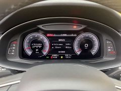 Audi Q7 2021 55 TFSI quattro S line sports version - фото 8