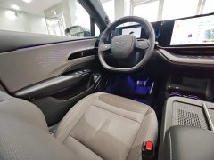 Hongqi EH7 640 four-wheel drive smart version - фото 4