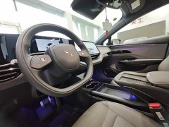 Hongqi EH7 640 four-wheel drive smart version - фото 8