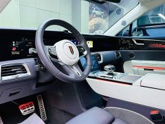 Hongqi E-HS9 690km flagship version six seats - фото 8