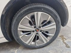 Hongqi E-HS9 460km flagship version six seats - фото 17