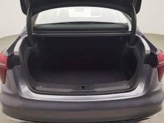 Hongqi H5 2.0T Automatic Intelligent Connected Flag Edition - фото 16
