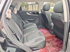 Hongqi HS5 2022 facelift 2.0T Zhilian Qixiang four-wheel drive version - фото 8