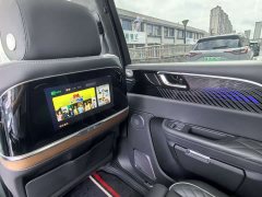Hongqi E-HS9 660km flag collar version four seats - фото 11
