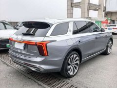 Hongqi E-HS9 660km flag collar version four seats - фото 3