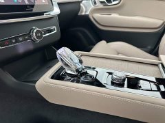 Volvo XC90 plug-in hybrid 2025 facelift T8 Zhizun Deluxe Edition 7 seats - фото 16