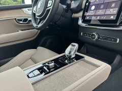 Volvo XC90 plug-in hybrid 2025 facelift T8 Zhizun Deluxe Edition 7 seats - фото 19