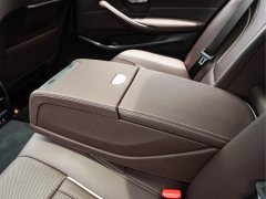 BMW 5 Series 530Li leading M sports package - фото 19