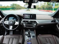 BMW 5 Series 530Li leading M sports package - фото 20