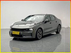 Lynk & Co 03 1.5TD DCT Pro - фото 1