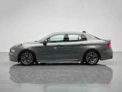 Lynk & Co 03 1.5TD DCT Pro - фото 3