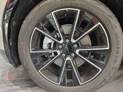 Zeekr X five-seater long-range version - фото 11