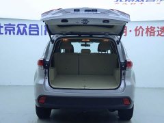Toyota Highlander 2.0T FWD Elite 5-Seater - фото 20