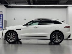 Jaguar F-PACE P250 R-Dynamic SE - фото 12