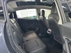 Tesla Model Y standard range rear-wheel drive version - фото 12