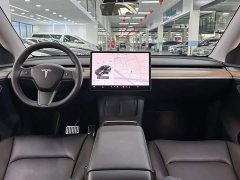 Tesla Model Y standard range rear-wheel drive version - фото 8
