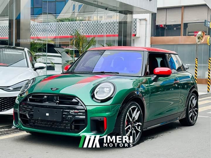 MINI JCW JOHN COOPER WORKS - автомобиль из Китая