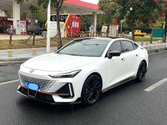 Changan UNI-V 1.5T sports version - фото 1