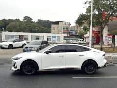 Changan UNI-V 1.5T sports version - фото 3