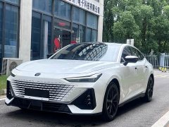 Changan UNI-V 1.5T premium - фото 1