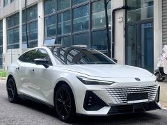 Changan UNI-V 1.5T premium - фото 3