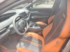 Changan UNI-V 1.5T exclusive - фото 4