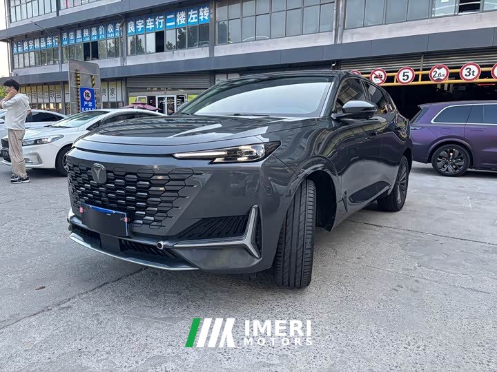 Changan UNI-K 2.0T Excellence Edition - автомобиль из Китая