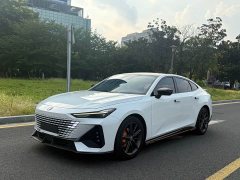 Changan UNI-V 2022 1.5T ZunGui Edition - фото 1