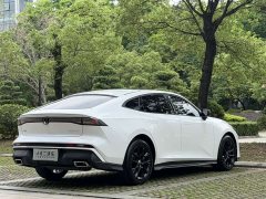 Changan UNI-V 1.5T premium - фото 7