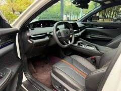 Changan UNI-V 1.5T premium - фото 8