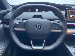 Changan UNI-V 1.5T Smart Pilot Edition - фото 16