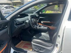 Changan UNI-V 1.5T premium - фото 4