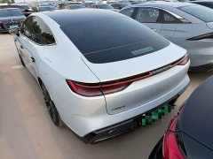 Geely Galaxy E8 665km rear starship long voyage version - фото 7