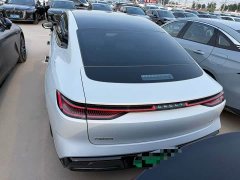 Geely Galaxy E8 665km rear starship long voyage version - фото 8