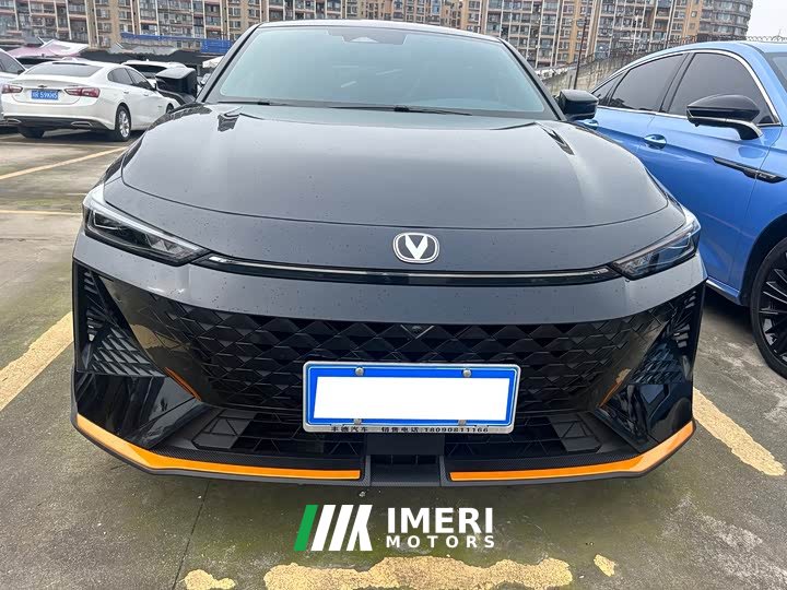 Changan UNI-V 1.5T noble sports - автомобиль из Китая