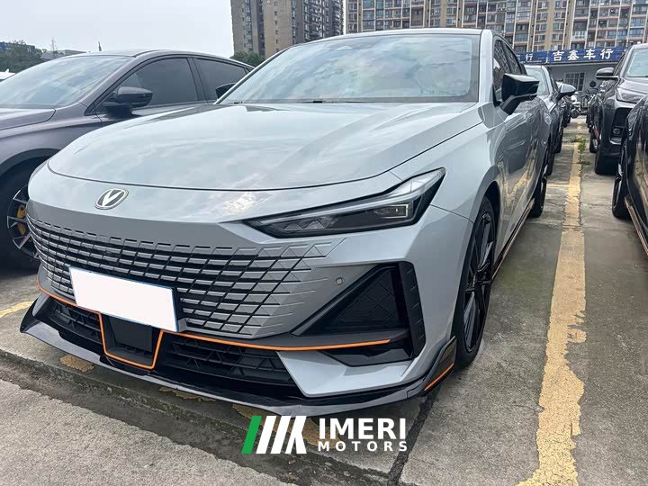 Changan UNI-V 1.5T sports version - автомобиль из Китая