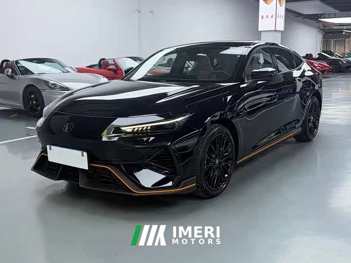 Changan UNI-V 1.5T 500Bar distinguished sports - автомобиль из Китая
