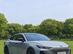 Changan UNI-V 2022 1.5T premium - фото 11
