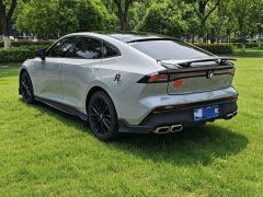 Changan UNI-V 1.5T exclusive - фото 4