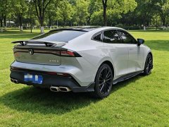 Changan UNI-V 1.5T exclusive - фото 7