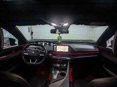Changan UNI-V 1.5T premium - фото 17
