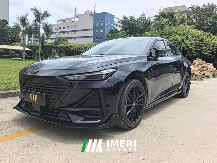 Changan UNI-V 2022 1.5T sports version - автомобиль из Китая