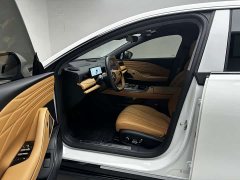 Geely Galaxy Starship 8 130km EM-P Starship Edition - фото 10