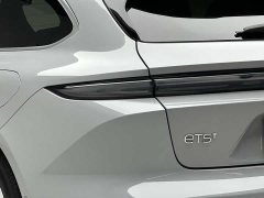 NIO ET5T 75kWh Touring - фото 18