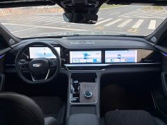 Geely Xingyue L 2.0TD automatic travel cloud version - фото 6