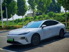 Geely Galaxy Star 8 2025 130km EM-i Exclusive Edition - фото 1