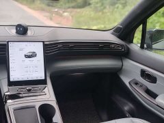 NIO ES8 75kWh six-seater version - фото 8