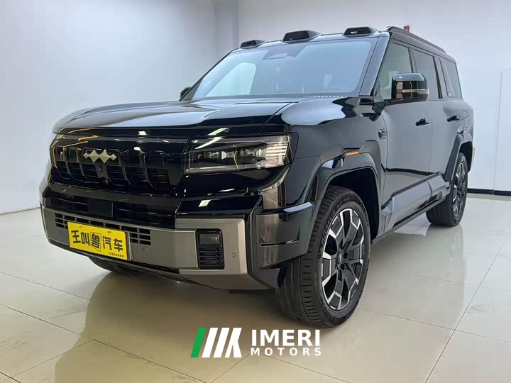 Fangchengbao Leopard 8 Zhiyong Flagship UAV Edition 6-Seater - автомобиль из Китая